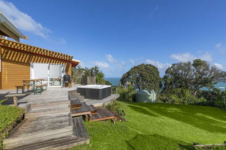 5 Ngatira Road Muriwai_5