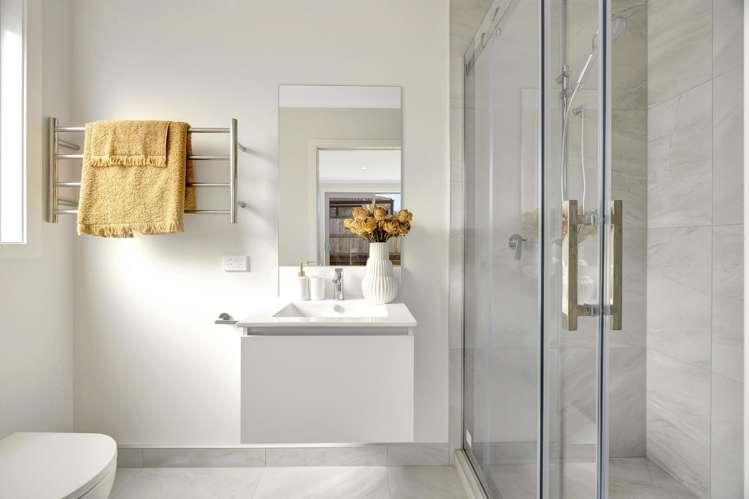 2/290 Dixon Road Fitzroy_10