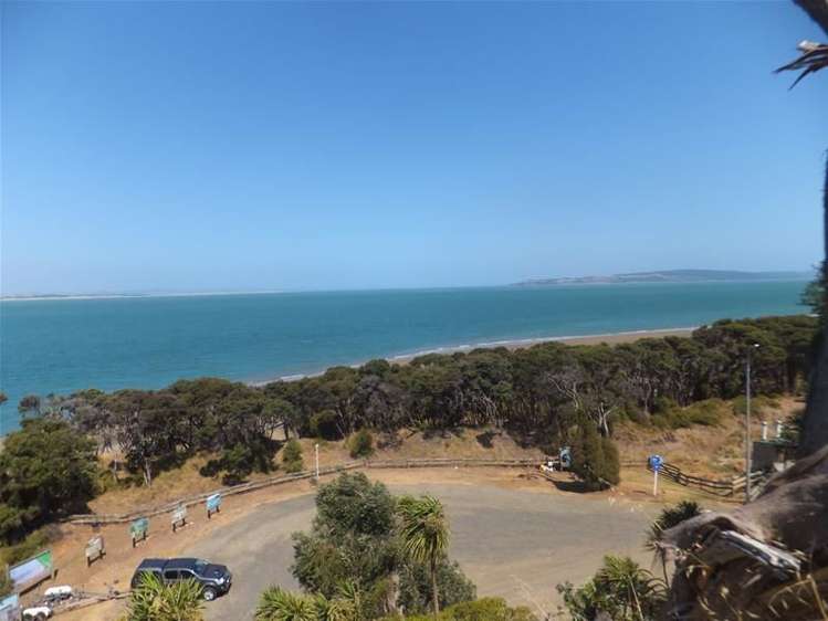 6573 Pouto Road Pouto_4