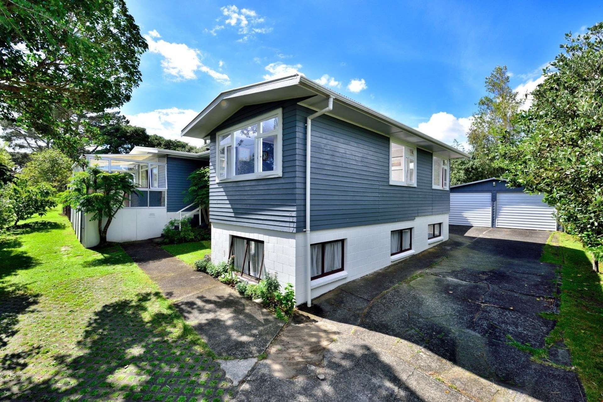 105 Bond Crescent Forrest Hill_0