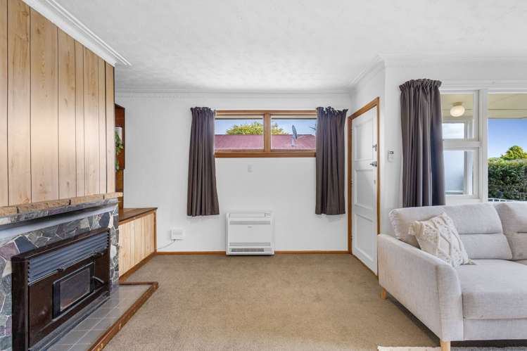 20 Kathleen Crescent Hornby_5