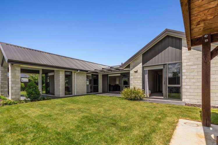 9 Gibbs Place Matamata_21