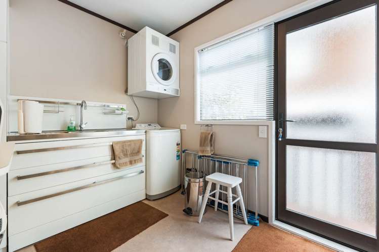 23 Kurnell Drive Botany Downs_33