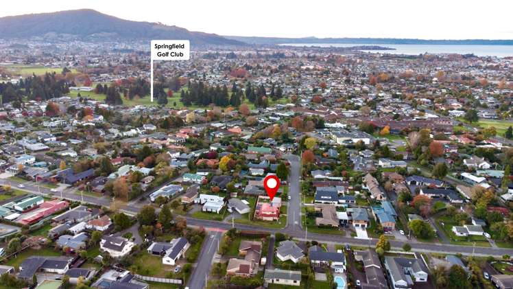 2 Goodwin Avenue Springfield_22