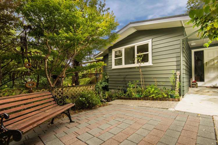 17a Blue Mountains Road Silverstream_10