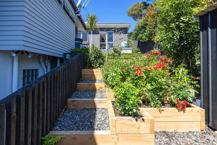 54 Hekerua Road Oneroa_35