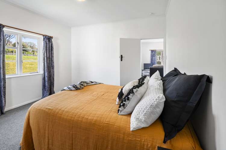 8 Lark Street Taihape and Surrounds_10