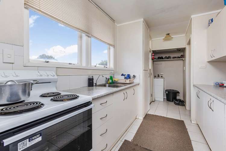 1/2 Kent Road Manurewa_6