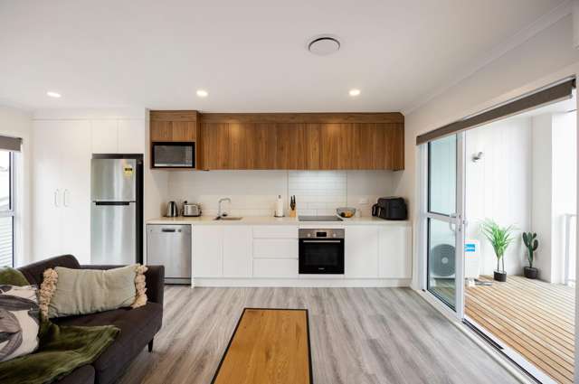 2/4 Palmerston Street Hamilton Central_1