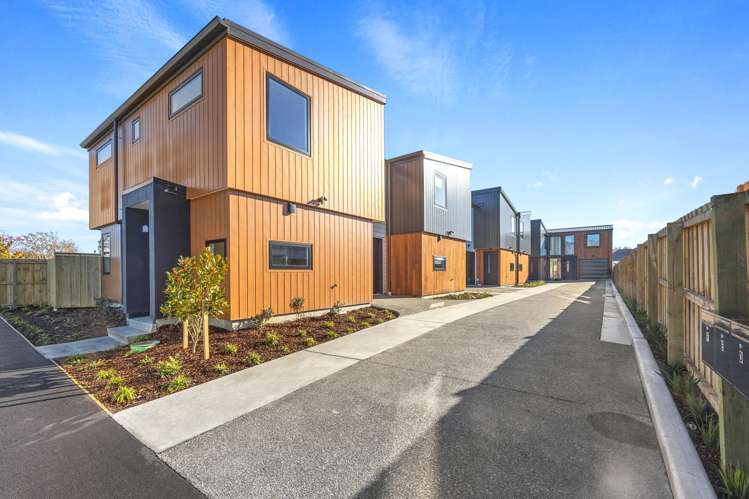 1, 3, 5/70 Isleworth Road Bishopdale_15