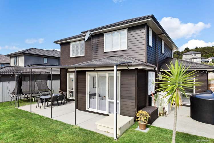 99 Mackay Drive Greenhithe_1