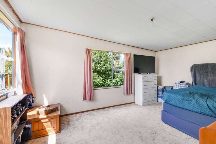 64 Botha Street Tainui_15