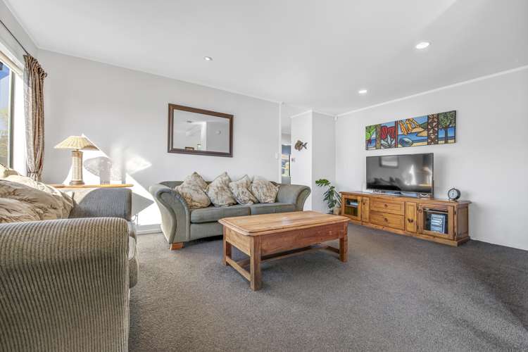 67 Marendellas Drive Bucklands Beach_7