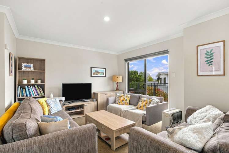 5 Rowena Crescent Motuoapa_6