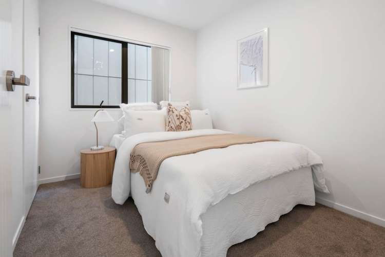 2b Robin Lane Browns Bay_13