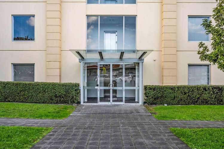 39 Paramount Drive Henderson_4