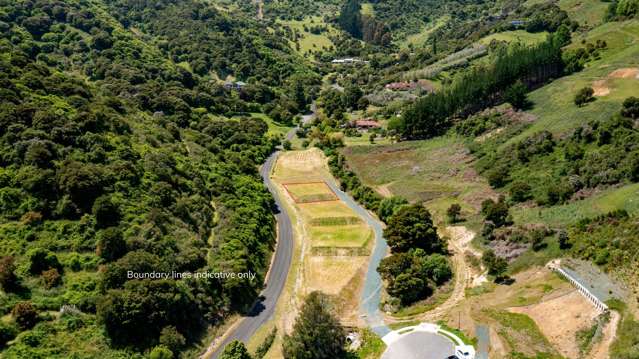 Land and Build Options - Flat with Views!