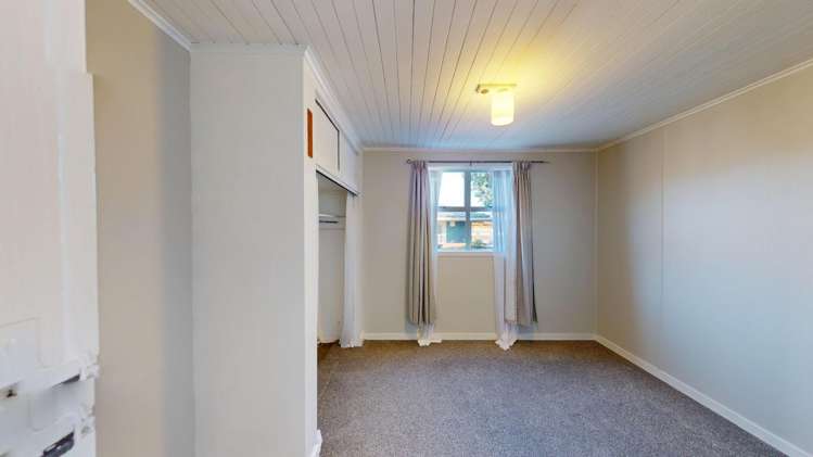27 Karewa Street Castlecliff_16