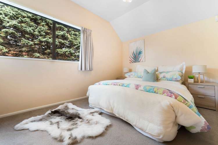 2/6 Corbett-Scott Avenue Epsom_11