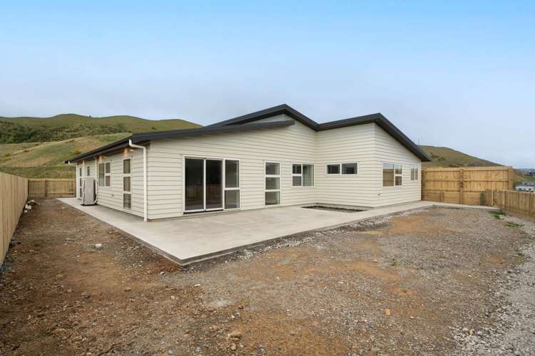 41 Crompton Avenue_3