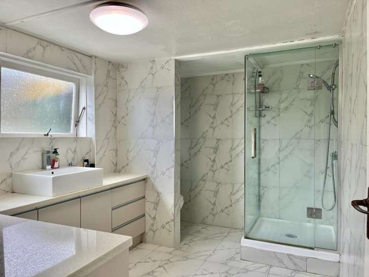 1 Christina Ave Te Atatu South_15