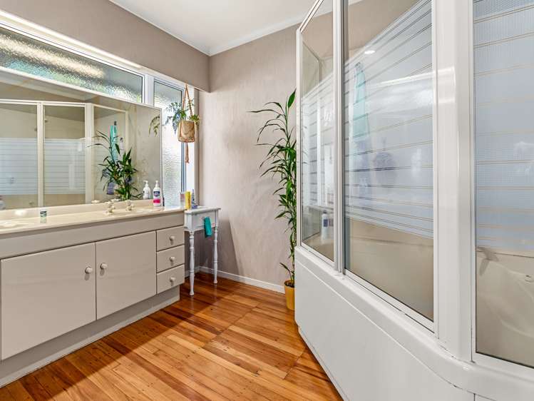 30 Milton Road Otumoetai_19