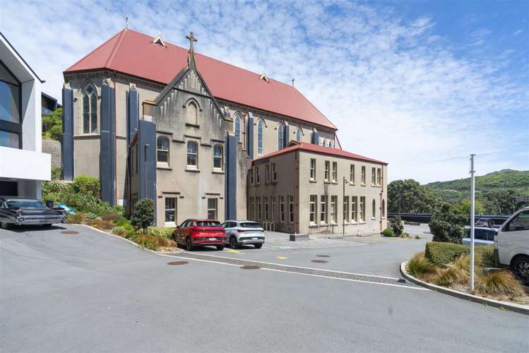 22-24 Erica Pabst Way Island Bay_12