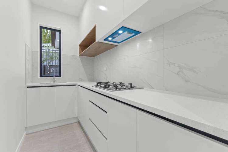 14 Rongoa Maori Way Pukekohe_10