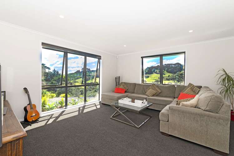 63b Manuka Grove Helensville_3