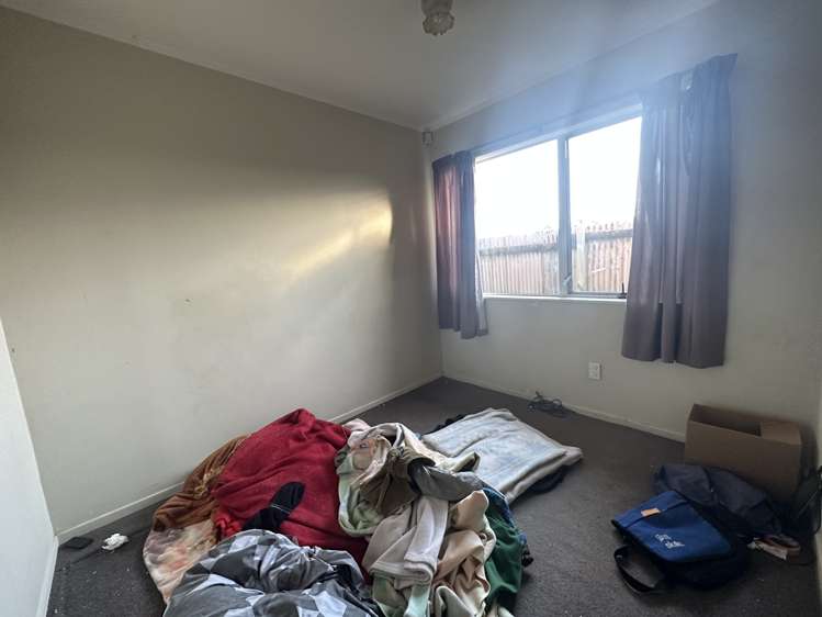 2/60b Swanson Road Henderson_13