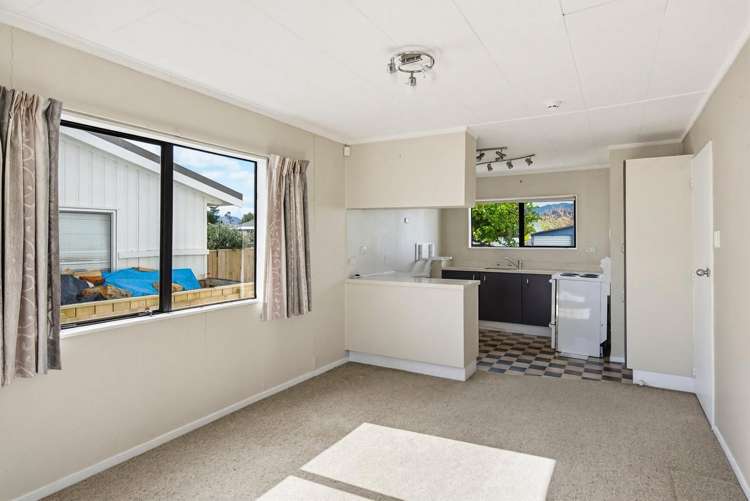 4 Sharda Grove Paraparaumu Beach_8