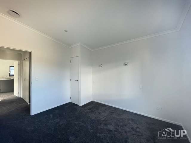 4/11 Scotland Place Hillcrest_3