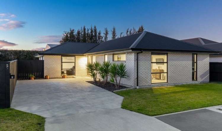 7 Camborne Crescent Blenheim Central_11