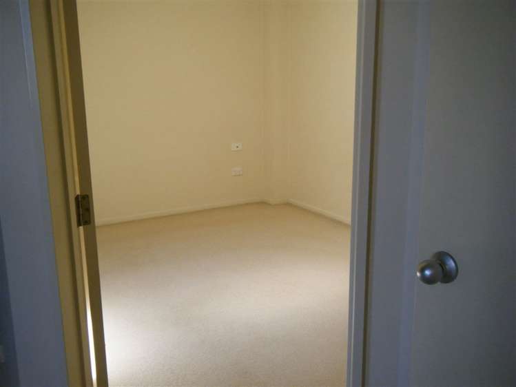 7/641 Au Victoria Street Hamilton Central_5