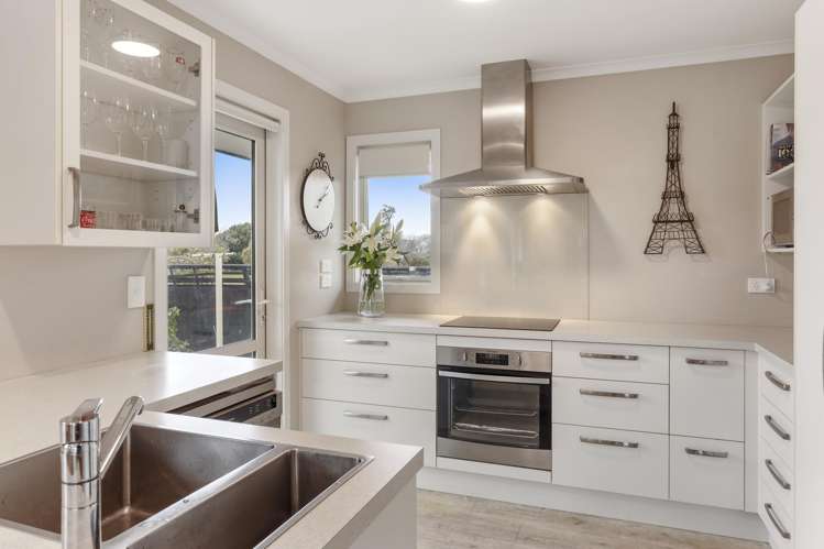 78a Vivian Street Burwood_3