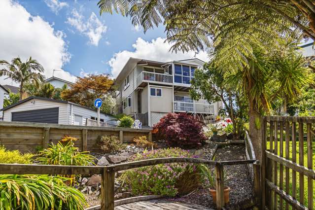 12 Mayfair Crescent Mairangi Bay_2