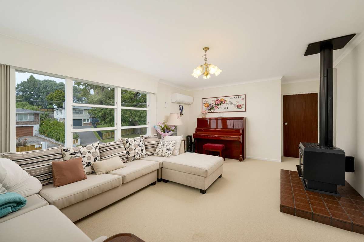 137 Tiroroa Avenue_4