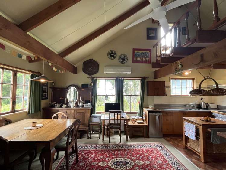 144 Takahe Road Titirangi_9