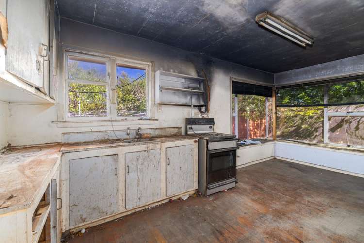 63 Bassett Street Burwood_2