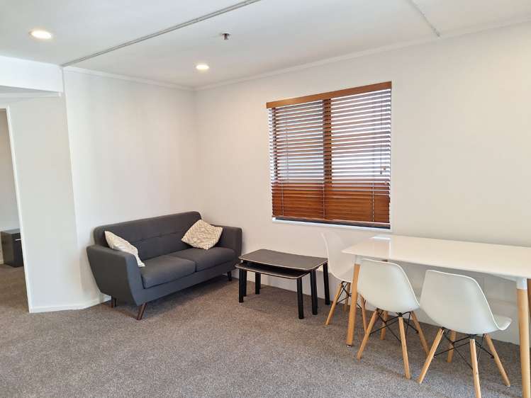 12C/6 Whitaker Place 10015_5