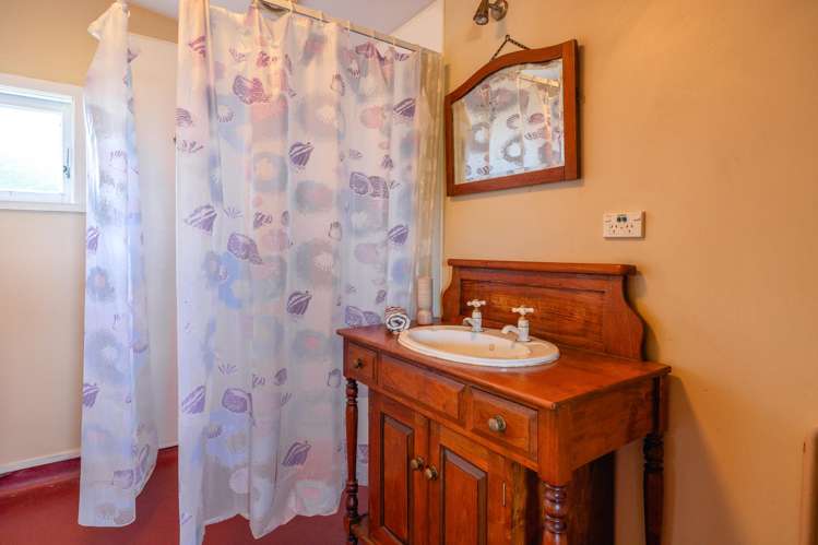 14 Weka Road Oneroa_14