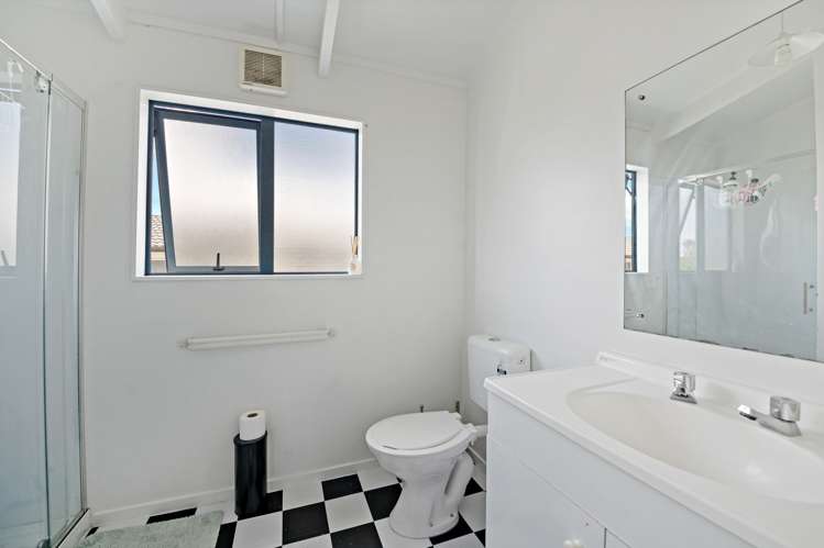 32 Busby Street Blockhouse Bay_10