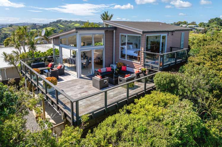 74 Hauraki Road Oneroa_5