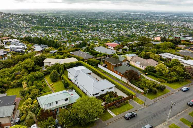 126 Huntsbury Avenue Huntsbury_26