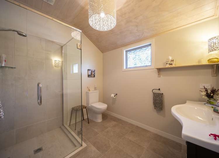 13 Kakapo Road Te Anau_24