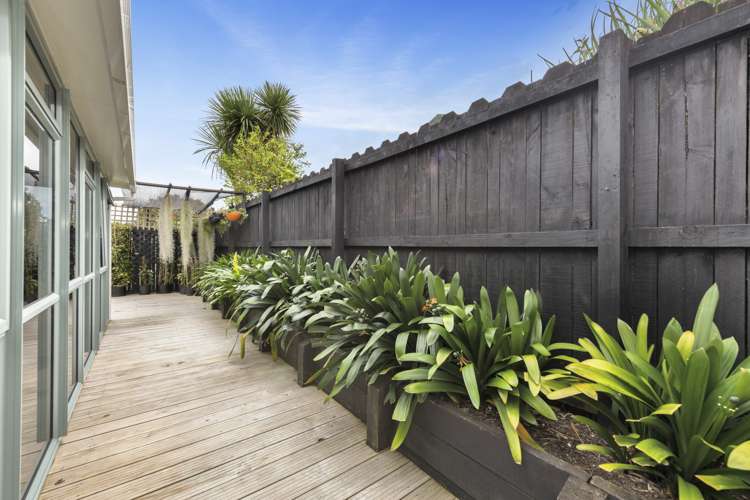 2 Eastland Road Flat Bush_18