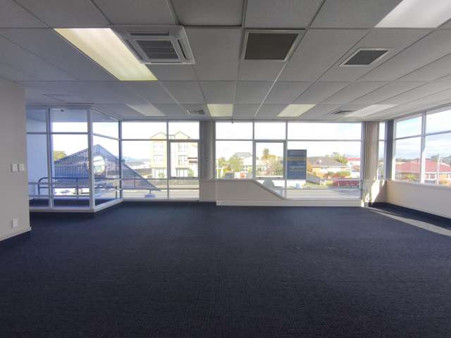 B/129 Onewa Road Northcote_3