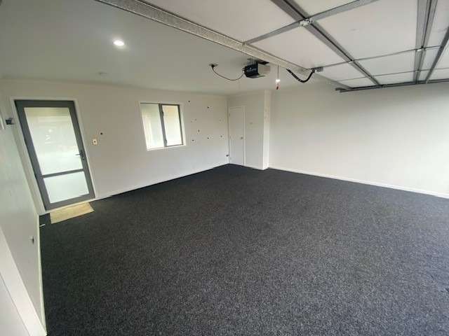 13 Stadium Lane 3295_4