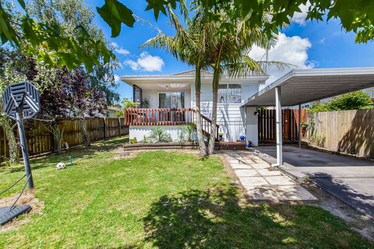 2/40 Granville Drive Massey_16