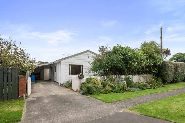 76 Elizabeth Street Waikanae_11